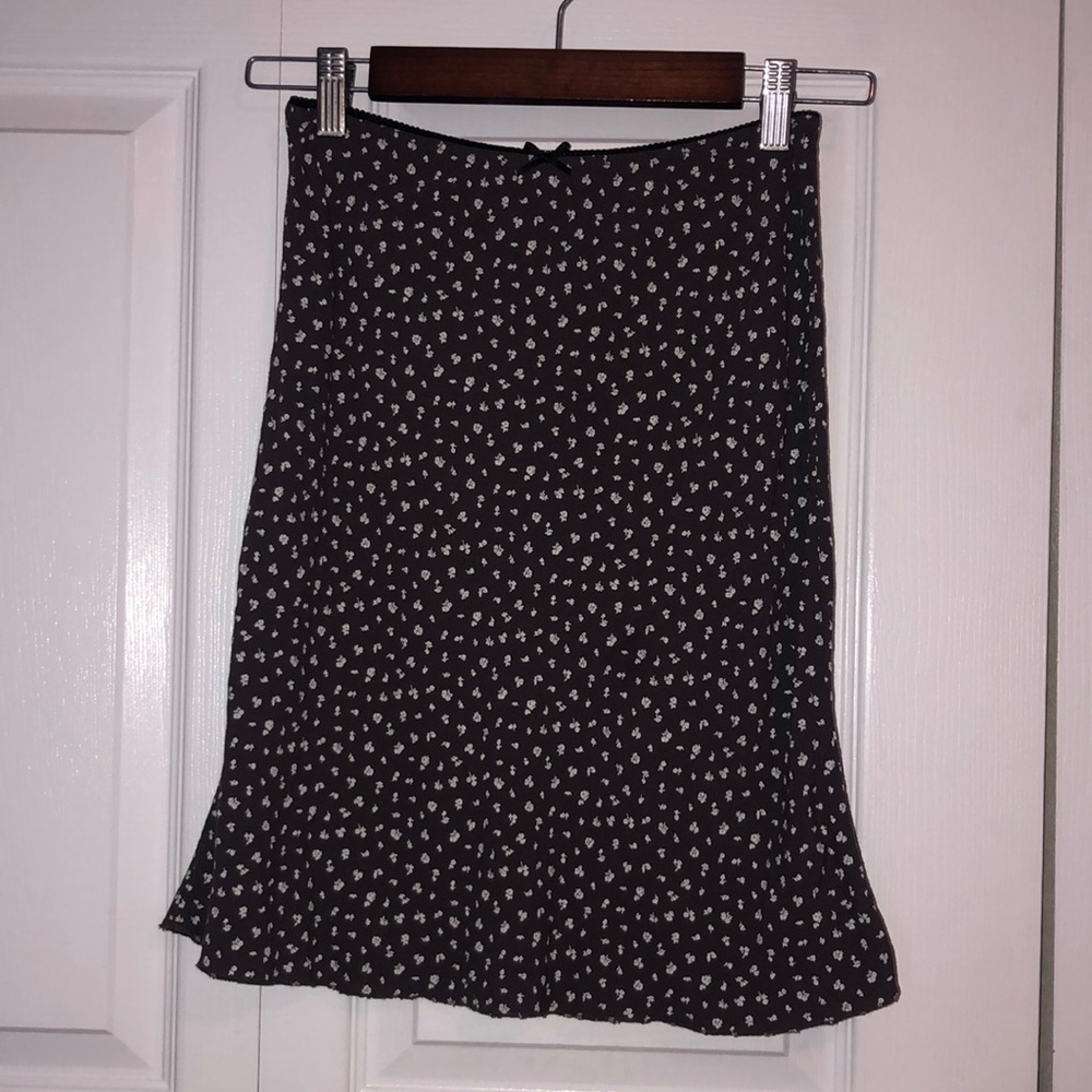 PacSun | Brown Midi Skirt with small white flowers | One Size | Never Worn